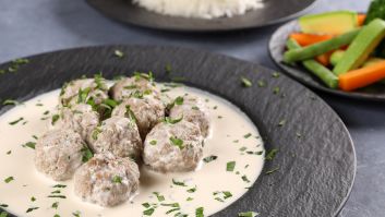 Meat Balls w/ Tahini Sauce