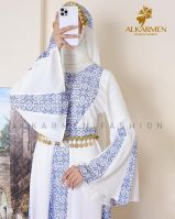 Larat embroidered dress with wide sleeves