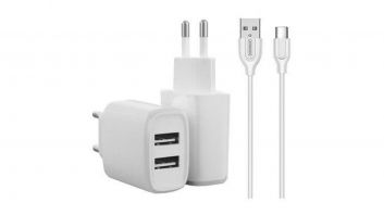 2USB TRAVEL CHARGER 2.4A (مع كابل iPhone إلى USB-A)