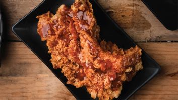 Chicken tenders (4 strips)