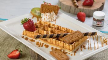 fruitsalad_waffle_lotus