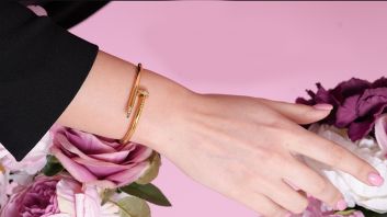Golden Bracelet
