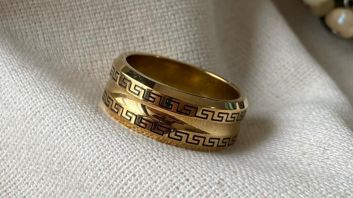 Gold plated ring
