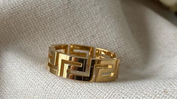 Gold plated ring