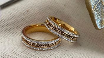Gold plated ring