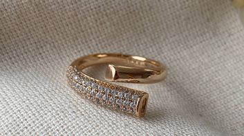 Gold plated ring