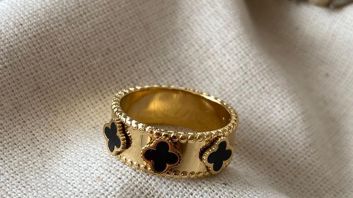 Gold plated ring