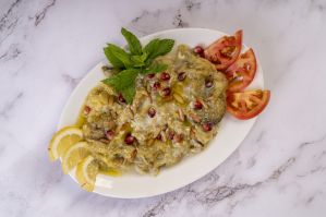 Bathenjan Alraheb: Grilled Eggplant