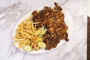 Farouj Mashwi: Deboned Chicken charcoal grilled
