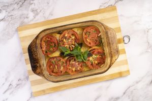 Kastaleta Bil Sinyeh: Served with vegetables Small