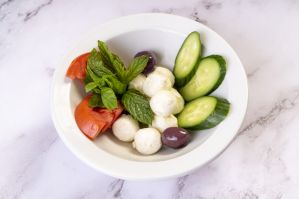Maaez Labaneh: Goat Curd