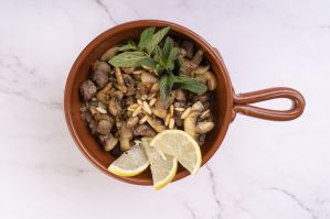 مفركة فطر مع لحمة